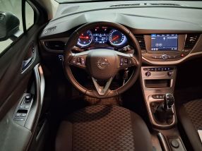 Opel Astra - 2021