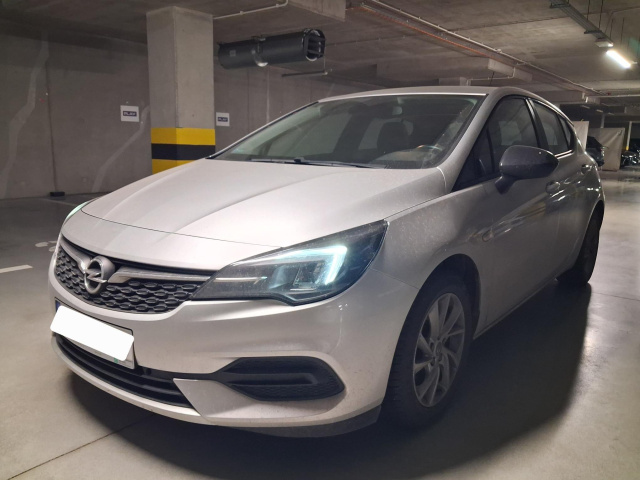 Opel Astra 2021