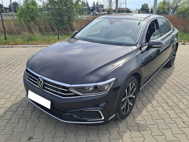 Volkswagen Passat 2021
