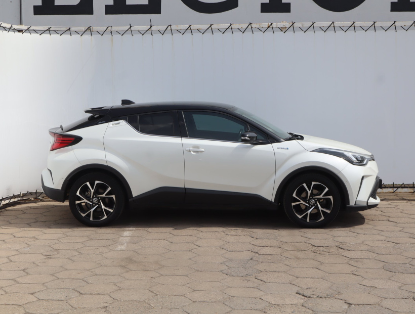 Toyota C-HR, 2020