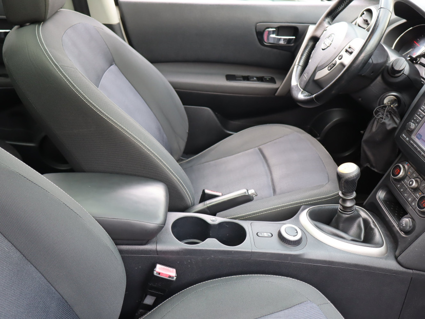 Nissan Qashqai, 2011