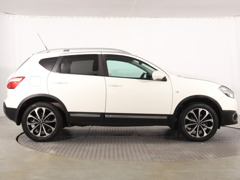 Nissan Qashqai, 2011