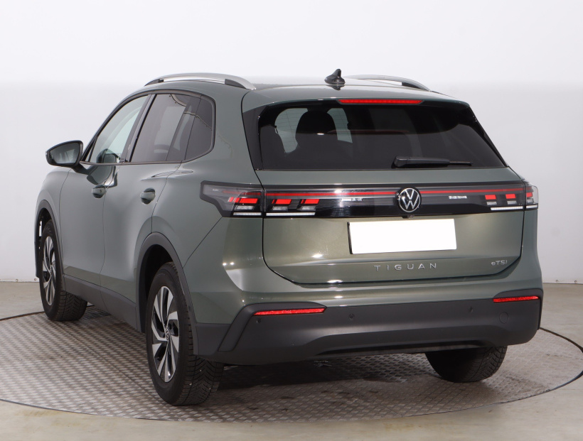 Volkswagen Tiguan, 2024