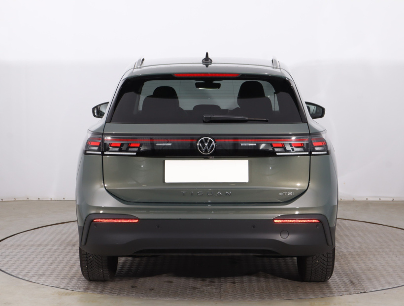 Volkswagen Tiguan, 2024