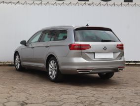 Volkswagen Passat - 2017