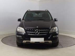 Mercedes-Benz ML - 2010
