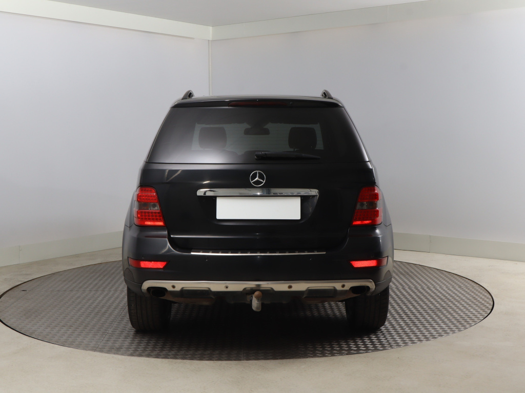 Mercedes-Benz ML