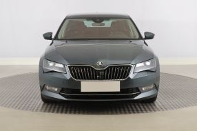 Škoda Superb - 2019