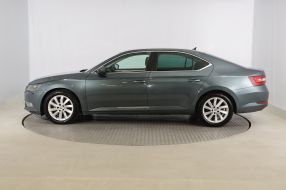 Škoda Superb - 2019