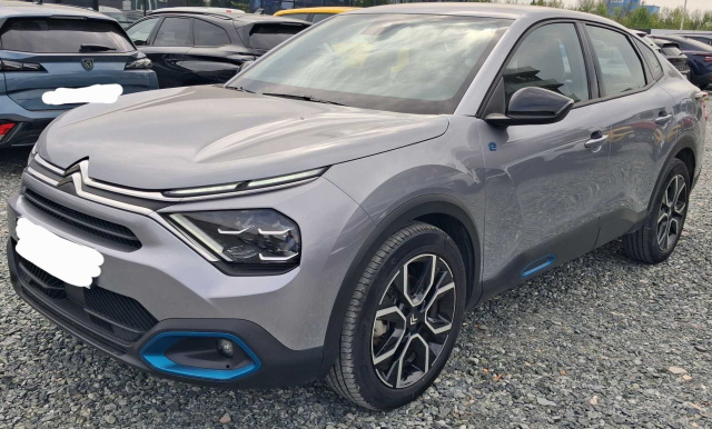 Citroen e-C4 X 2023