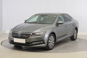 Škoda Superb - 2022
