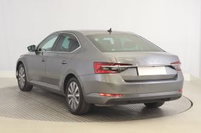 Škoda Superb - 2022