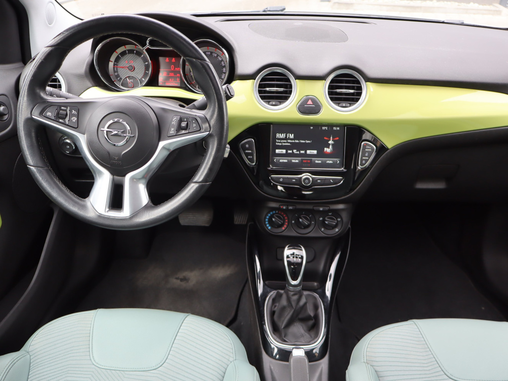 Opel Adam