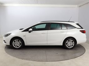 Opel Astra - 2020