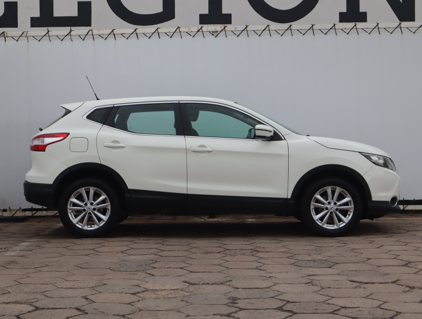 Nissan Qashqai, 2016