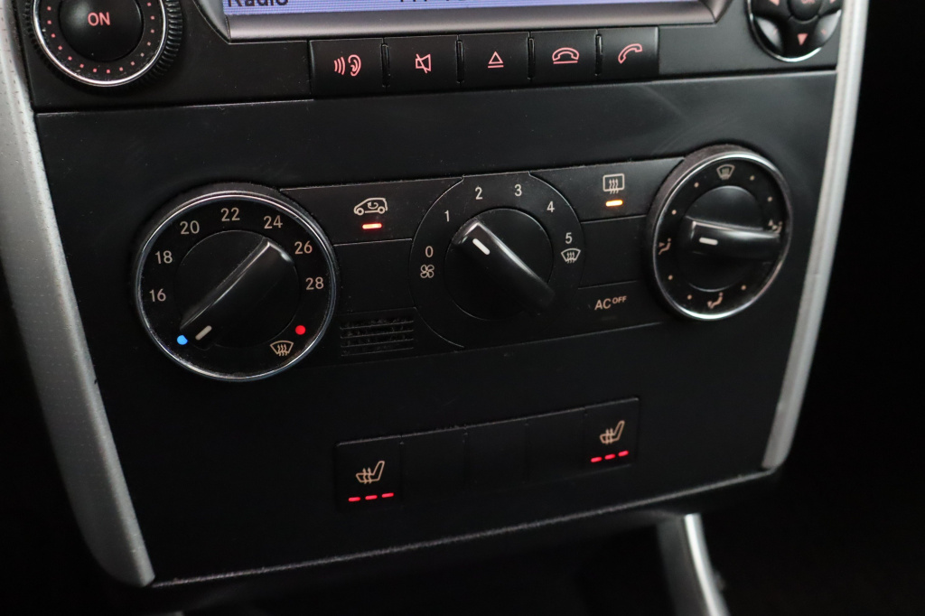 Mercedes-Benz A