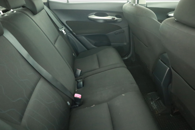 Toyota Auris, 2011
