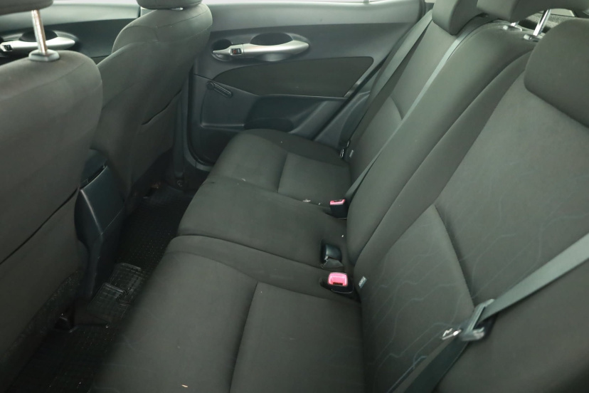 Toyota Auris, 2011