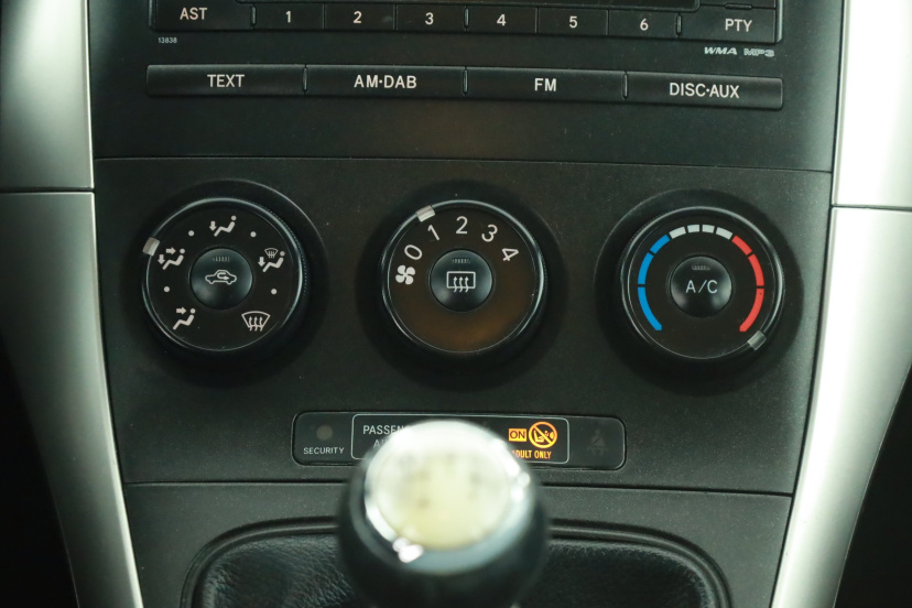 Toyota Auris, 2011