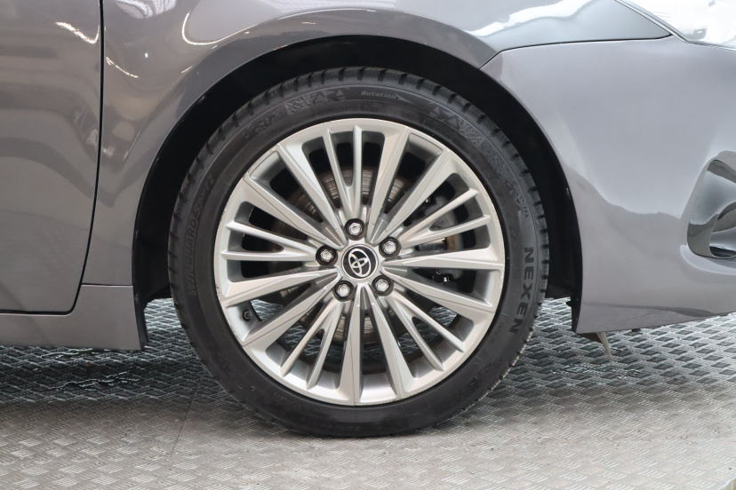 Toyota Avensis, 2015