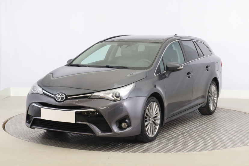 Toyota Avensis, 2015