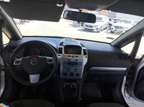 Opel Zafira - 2013
