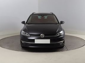 Volkswagen Golf - 2020