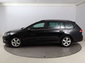Volkswagen Golf - 2020