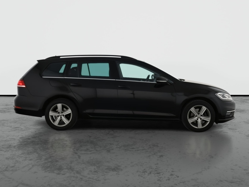 Volkswagen Golf, 2020