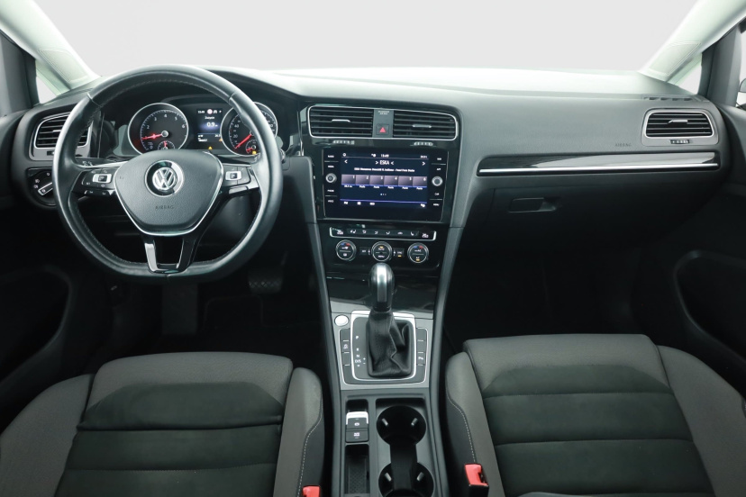 Volkswagen Golf, 2020