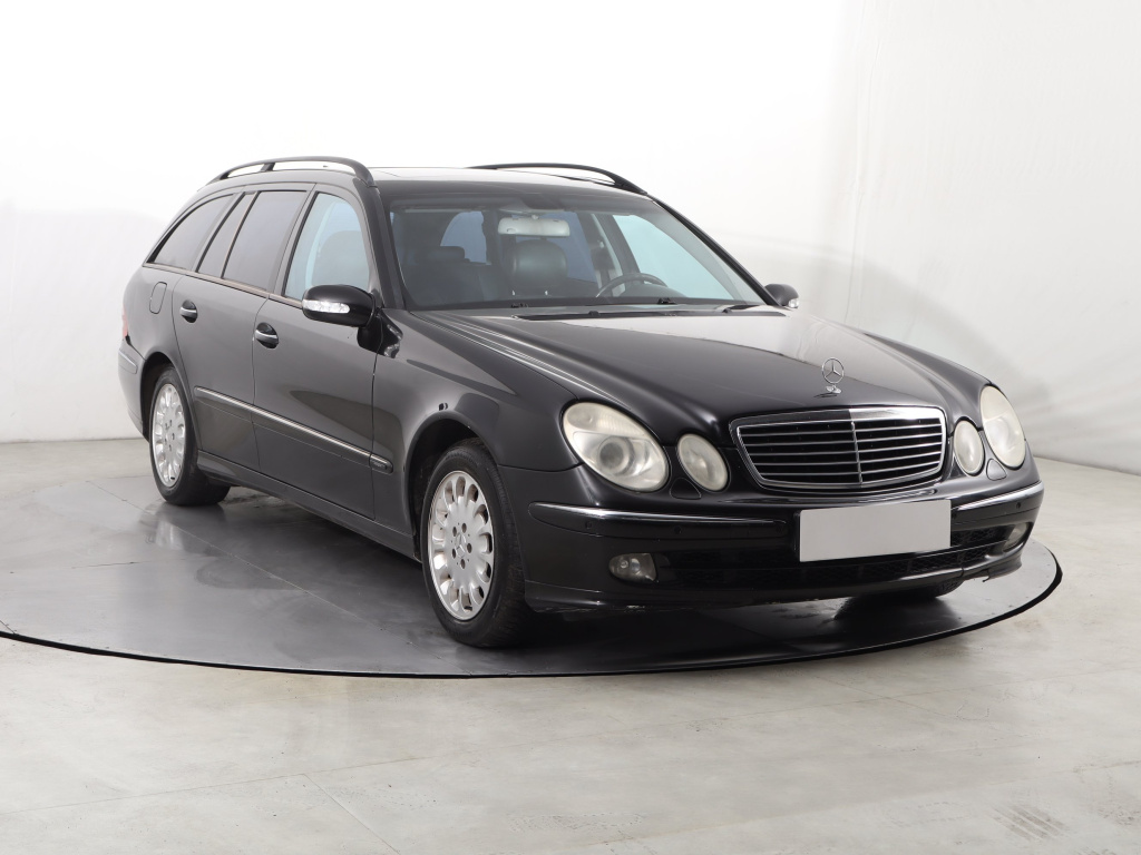 Mercedes-Benz E