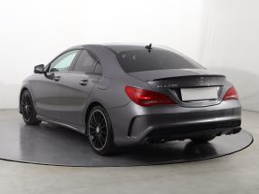 Mercedes-Benz CLA - 2015
