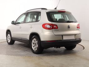 Volkswagen Tiguan - 2009