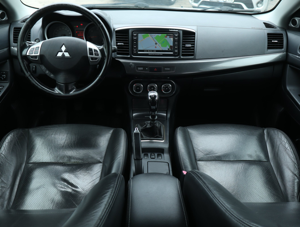 Mitsubishi Lancer