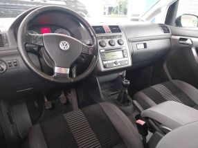 Volkswagen Touran - 2009