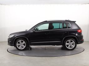 Volkswagen Tiguan - 2015