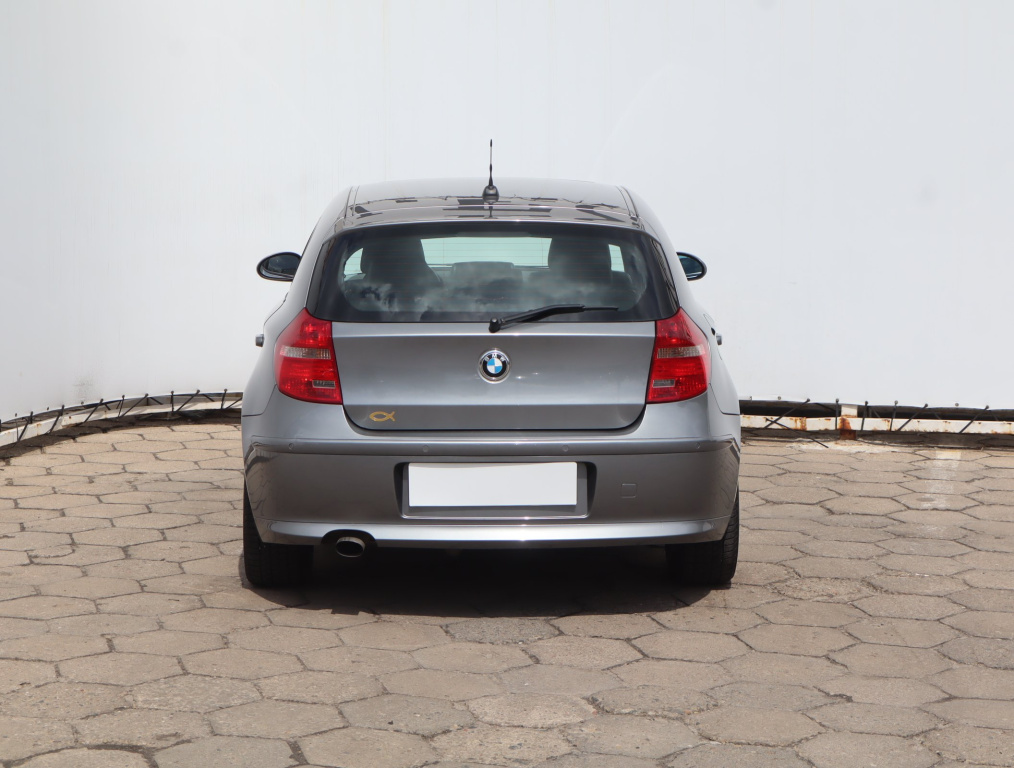 BMW 1