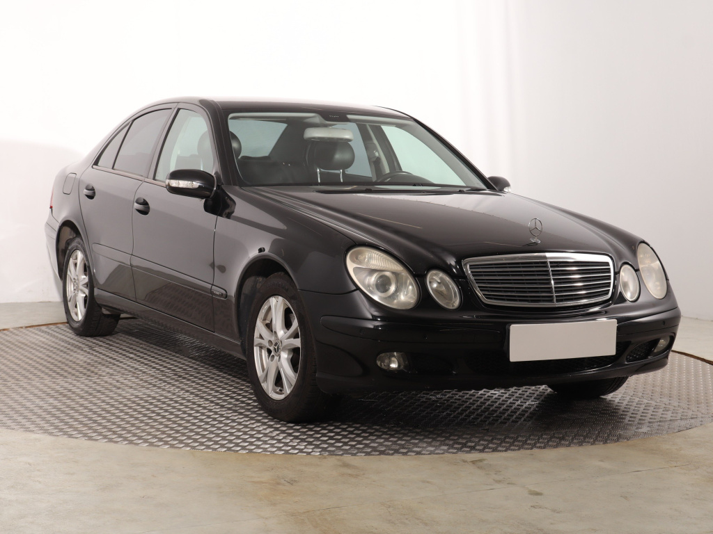 Mercedes-Benz E