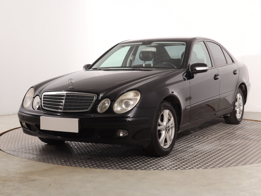 Mercedes-Benz E