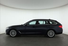 BMW 5 - 2019