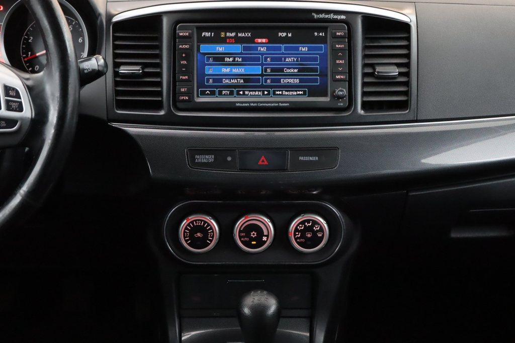 Mitsubishi Lancer
