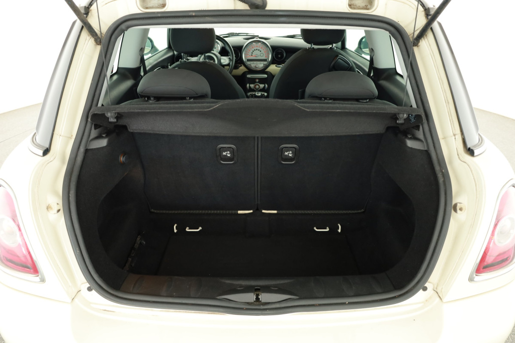 MINI 3-door