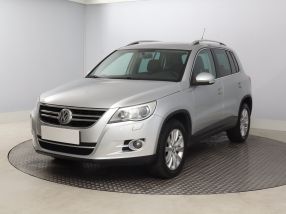 Volkswagen Tiguan - 2009