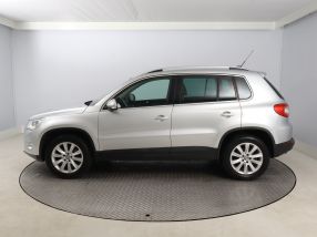 Volkswagen Tiguan - 2009