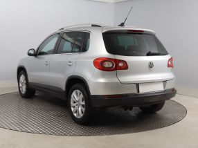 Volkswagen Tiguan - 2009