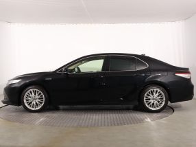 Toyota Camry - 2019