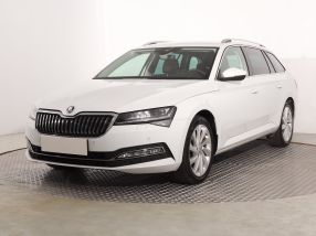 Škoda Superb - 2023