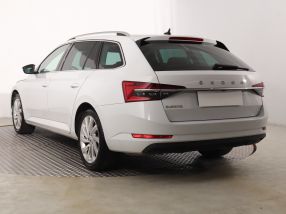 Škoda Superb - 2023