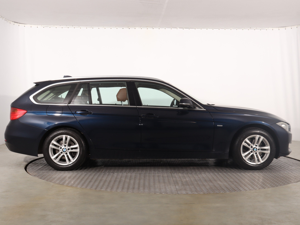BMW 3