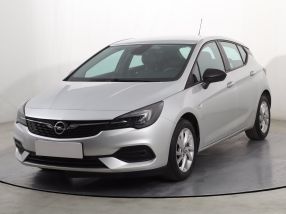 Opel Astra - 2021